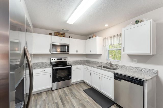 3511 W NIEMAN DRIVE, Dunnellon, FL 34433