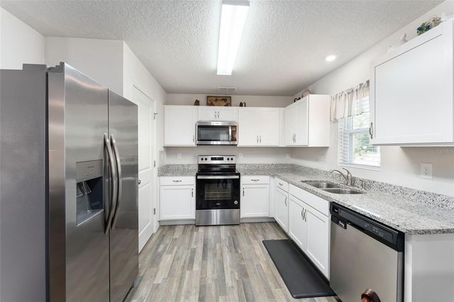 3511 W NIEMAN DRIVE, Dunnellon, FL 34433