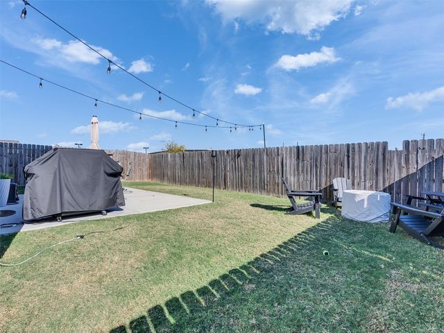 5702 Rucio Lane, Houston, TX 77092
