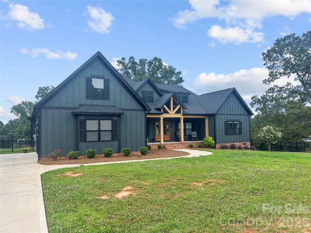 501 Edmunds Lane, Clover, SC 29710