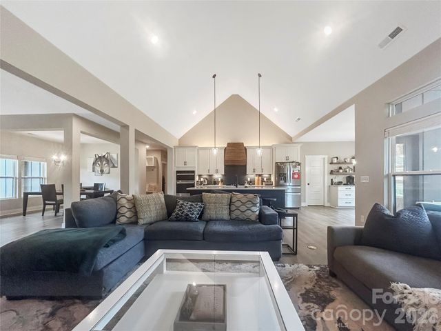501 Edmunds Lane, Clover, SC 29710