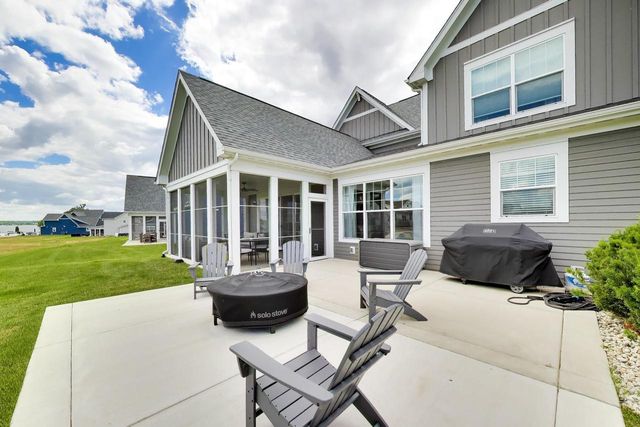 2730 Harbor COURT, Delavan, WI 53115