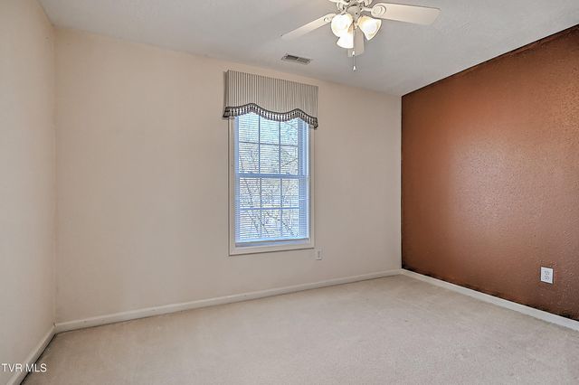 1036 Sussex Drive, Kingsport, TN 37660