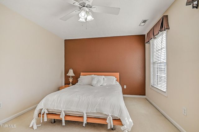 1036 Sussex Drive, Kingsport, TN 37660