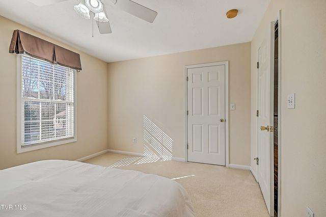 1036 Sussex Drive, Kingsport, TN 37660