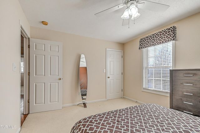 1036 Sussex Drive, Kingsport, TN 37660