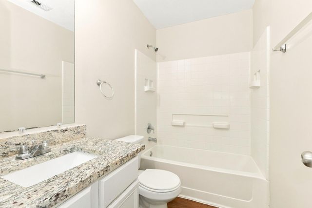 15426 Bammel Oaks Court, Houston, TX 77014