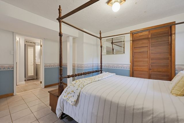 41 Myrtle St, Rockland, MA 02370