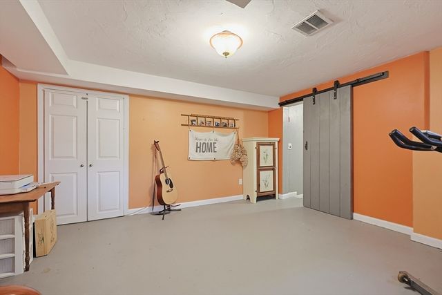 41 Myrtle St, Rockland, MA 02370