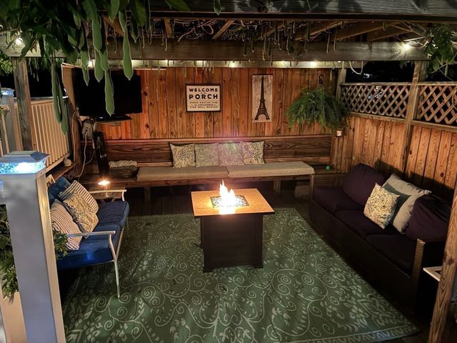 41 Myrtle St, Rockland, MA 02370