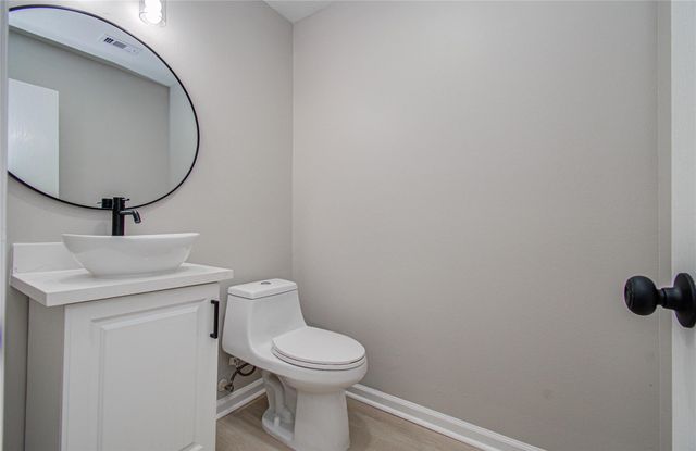 11003 Mossy Hollow Lane, Houston, TX 77075