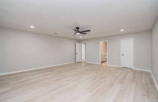 11003 Mossy Hollow Lane, Houston, TX 77075