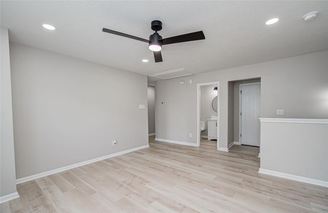 11003 Mossy Hollow Lane, Houston, TX 77075