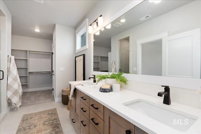 6619 W Mattawa Dr, Meridian, ID 83646