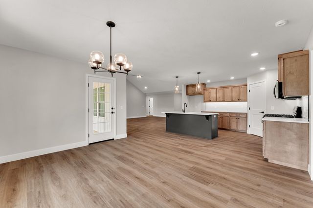 188 Highland Drive, Nixa, MO 65714