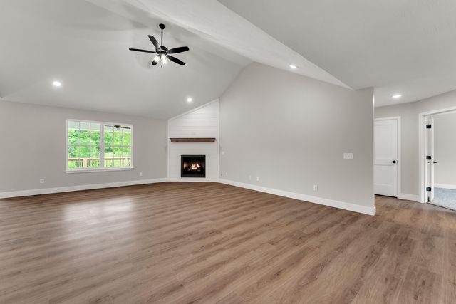 188 Highland Drive, Nixa, MO 65714
