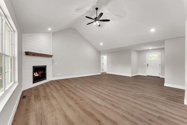 188 Highland Drive, Nixa, MO 65714