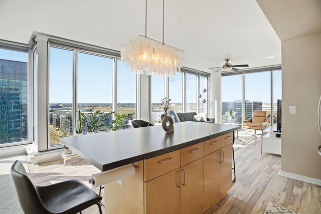 8161 33rd Avenue S 1401, Bloomington, MN 55425