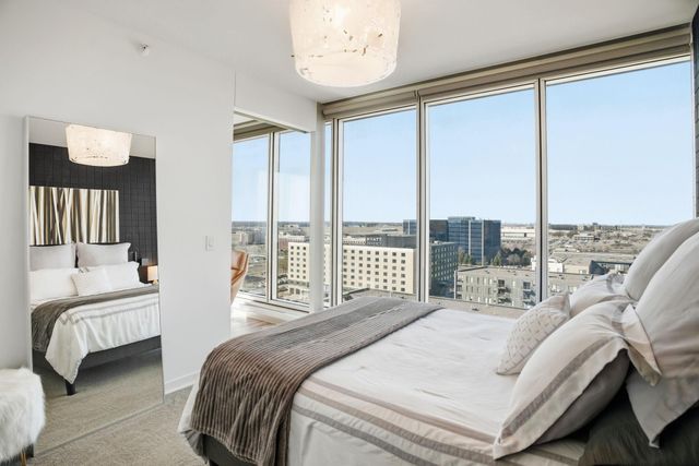 8161 33rd Avenue S 1401, Bloomington, MN 55425