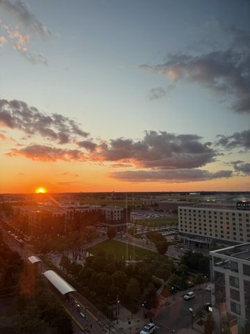 8161 33rd Avenue S 1401, Bloomington, MN 55425