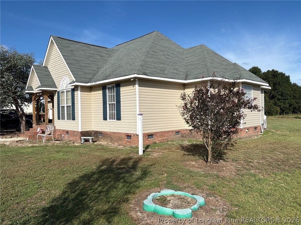 1665 Odom Road, Clinton, NC 28328 — photo 2