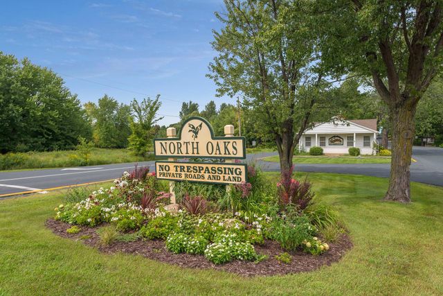 8 Sandpiper Lane, North Oaks, MN 55127