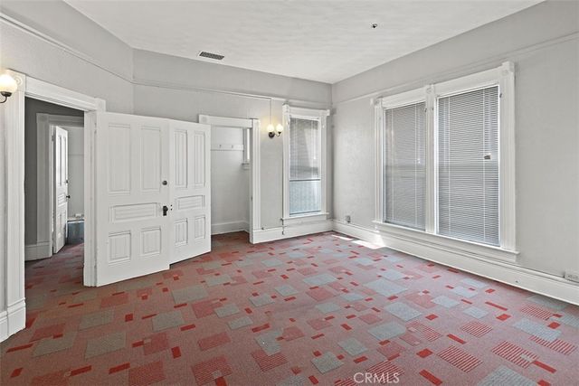 961 W Holt, Ontario, CA 91762