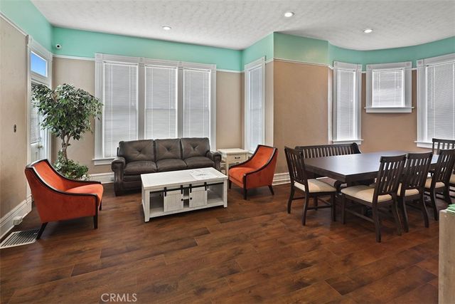 961 W Holt, Ontario, CA 91762