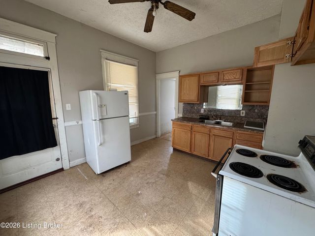 1826 W Lee St, Louisville, KY 40210