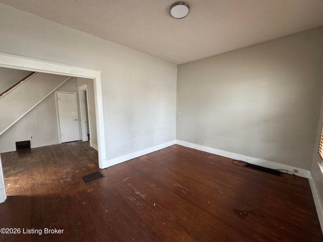 1826 W Lee St, Louisville, KY 40210