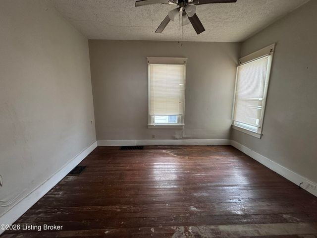 1826 W Lee St, Louisville, KY 40210