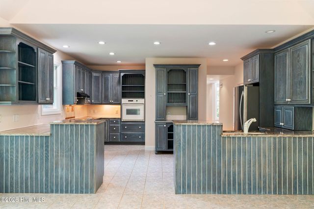 86 Plantation Passage Drive SE, Bolivia, NC 28422
