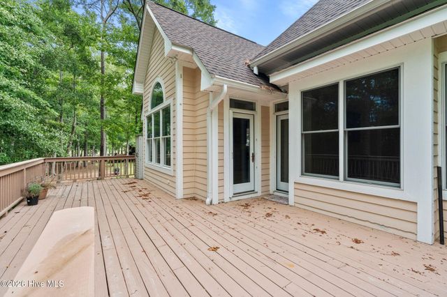 86 Plantation Passage Drive SE, Bolivia, NC 28422