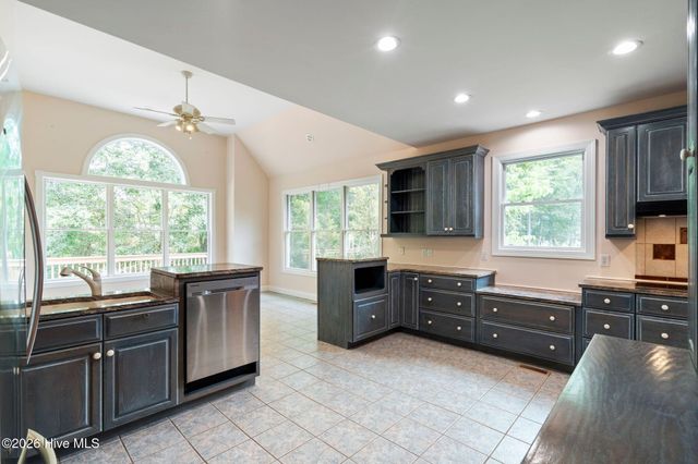 86 Plantation Passage Drive SE, Bolivia, NC 28422