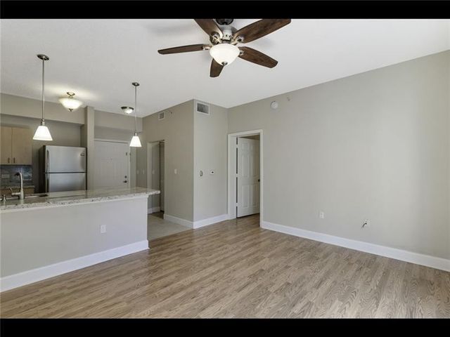 533 NE 3rd Avenue 423, Fort Lauderdale, FL 33301