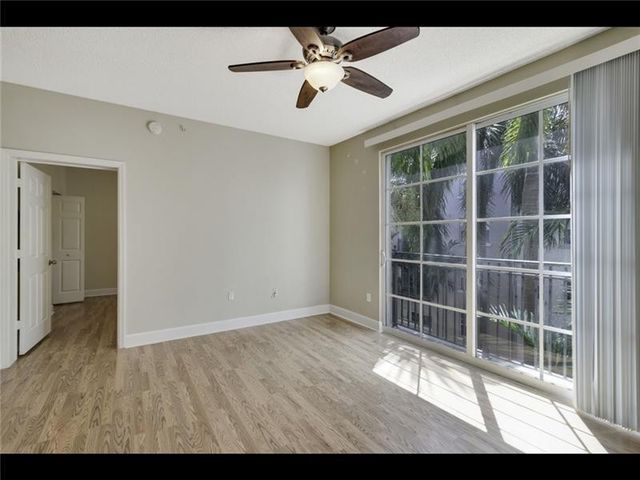 533 NE 3rd Avenue 423, Fort Lauderdale, FL 33301