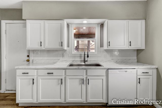 1118 Dunham Street SE, Grand Rapids, MI 49506