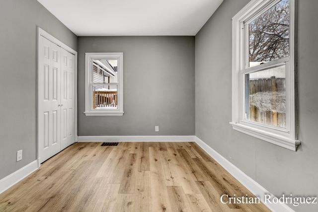 1118 Dunham Street SE, Grand Rapids, MI 49506