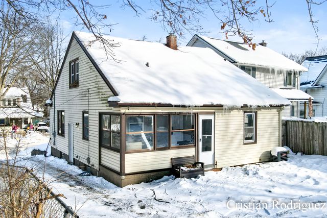 1118 Dunham Street SE, Grand Rapids, MI 49506