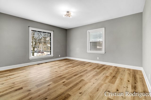 1118 Dunham Street SE, Grand Rapids, MI 49506