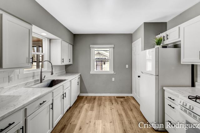 1118 Dunham Street SE, Grand Rapids, MI 49506