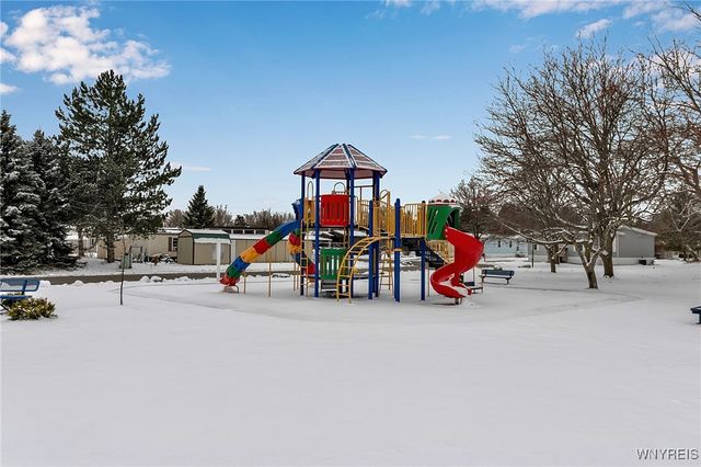 38 Harmony Lane, Cheektowaga, NY 14225