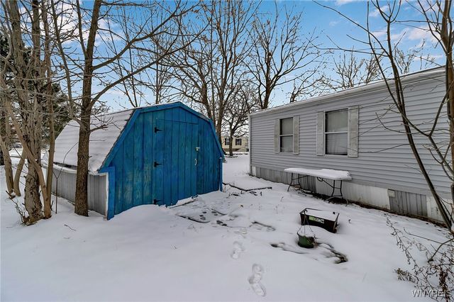 38 Harmony Lane, Cheektowaga, NY 14225