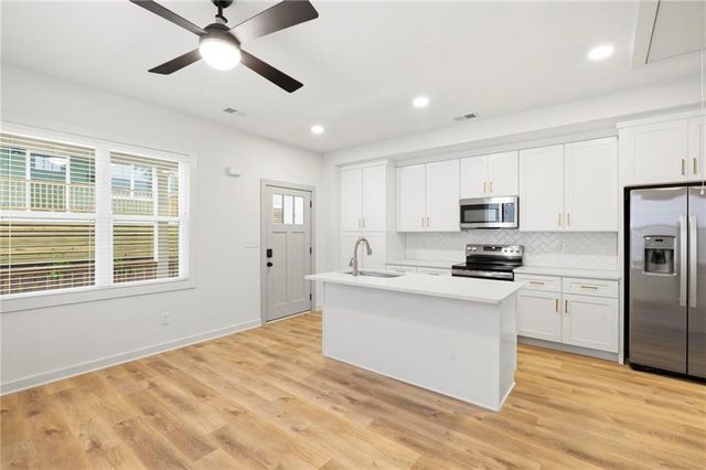 122 Hilltop Drive SW A, Atlanta, GA 30315