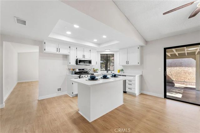 3515 E Avenue R12, Palmdale, CA 93550