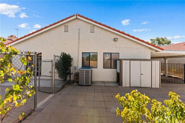 3515 E Avenue R12, Palmdale, CA 93550