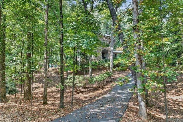 7565 Ball Mill Road, Atlanta, GA 30350