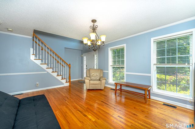 20 Gaylord Mountain Road, Hamden, CT 06518