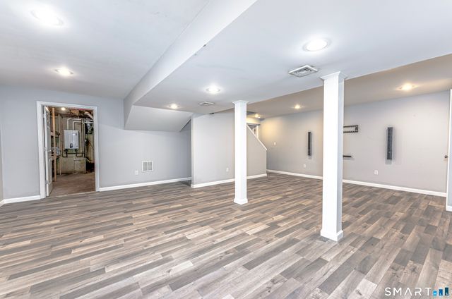 20 Gaylord Mountain Road, Hamden, CT 06518