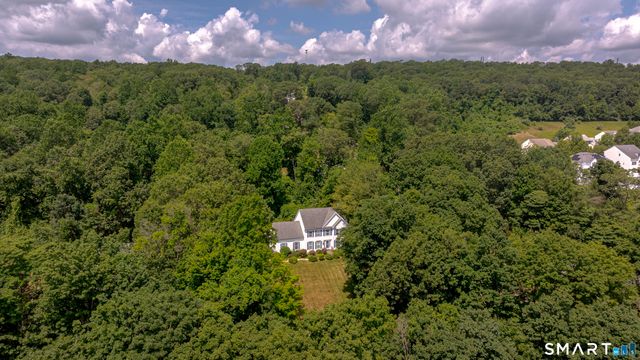 20 Gaylord Mountain Road, Hamden, CT 06518